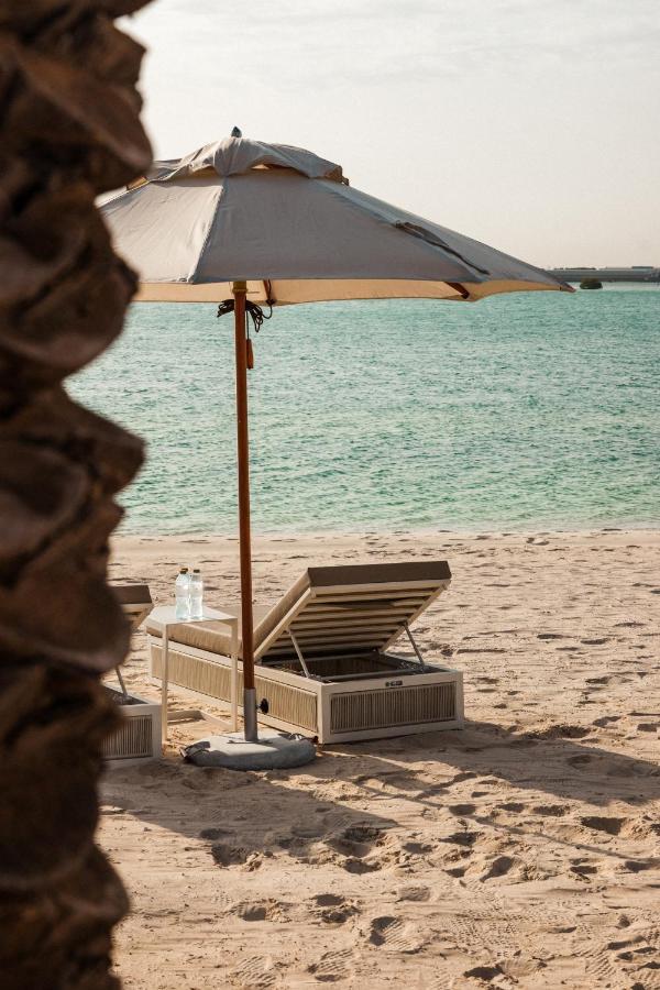 Erth Abu Dhabi Hotel Екстер'єр фото