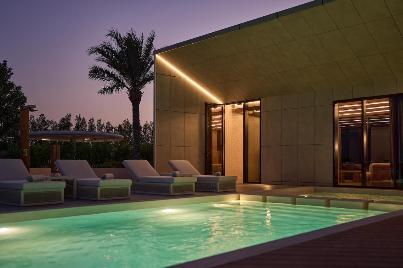 Erth Abu Dhabi Hotel Екстер'єр фото