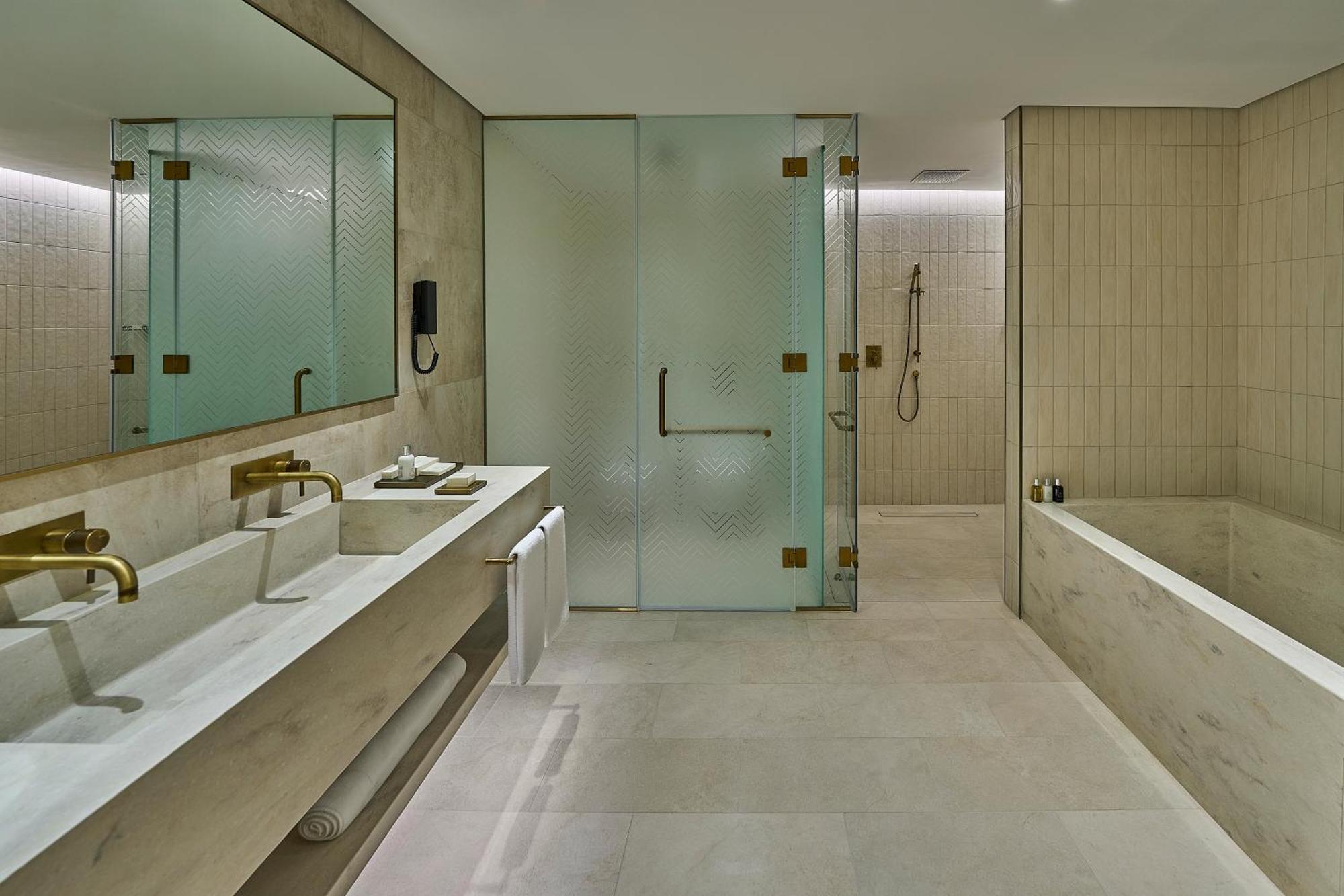 Erth Abu Dhabi Hotel Екстер'єр фото
