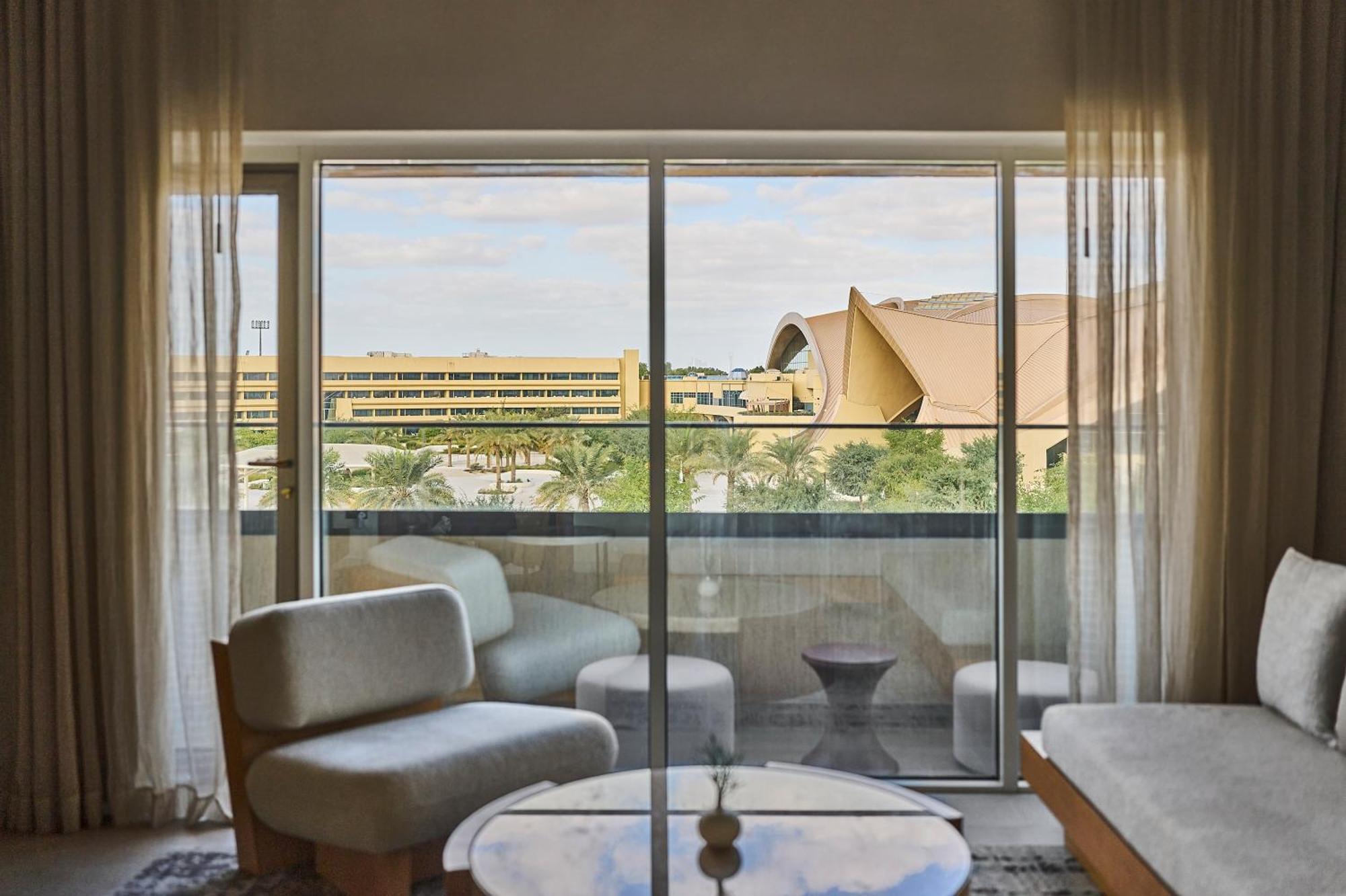 Erth Abu Dhabi Hotel Екстер'єр фото